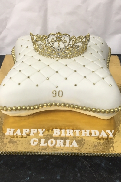 Pillow and Crown birthday cake (white and gold)